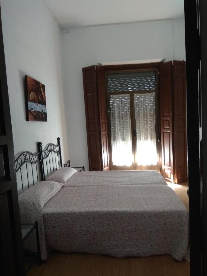 Pension Carretero Caces Kültér fotó